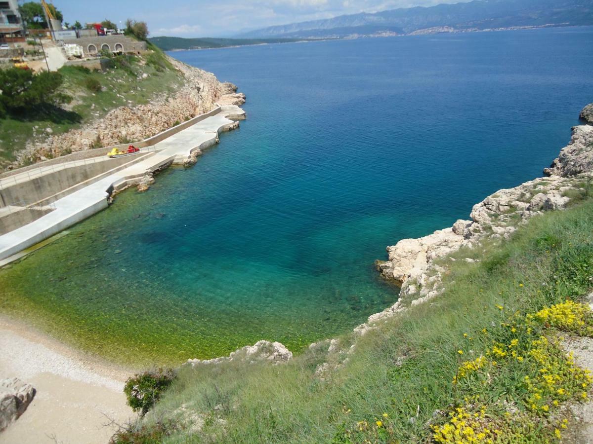 Appartamento Oliva Vrbnik Esterno foto